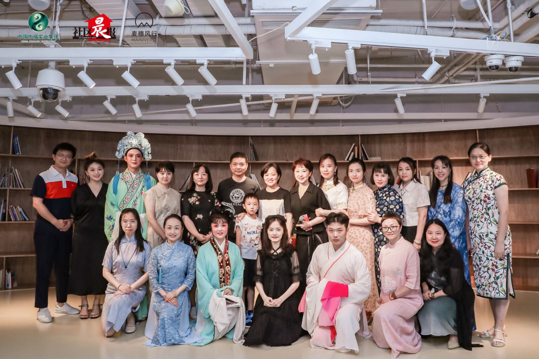 感受上海非遗魅力，生命书屋读书会举行越剧专场